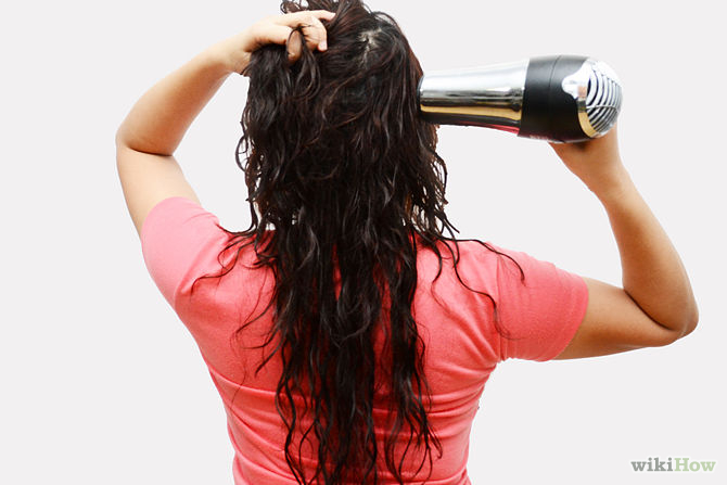 670px-Blow-Dry-Your-Hair-Without-Getting-Damaged-Step-2